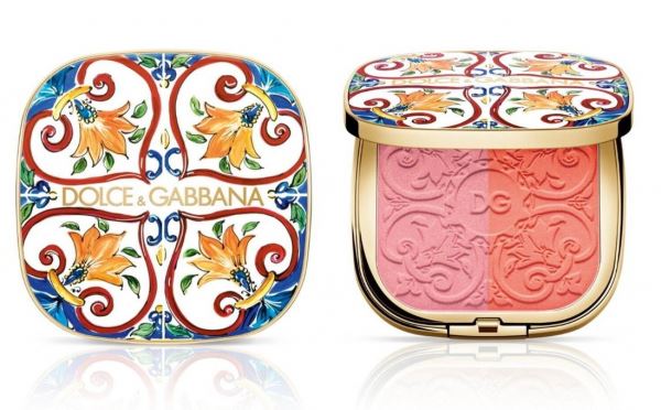 </p>
<p>                        Dolce & Gabbana Beauty Summer 2022</p>
<p>                    