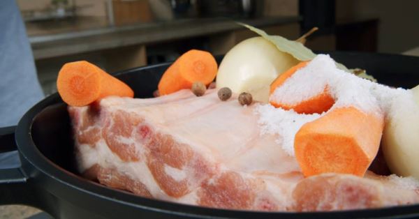 Свиные ребрышки в медовом соусе: рецепт для духовки